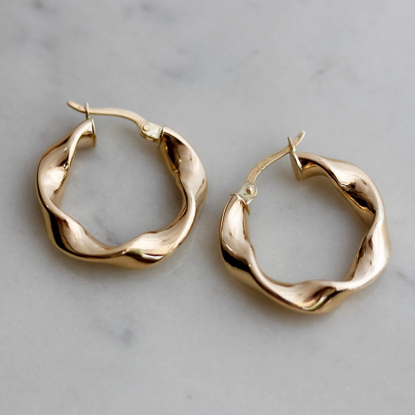 עגילי חישוק פפילון זהב 14K Earrings 