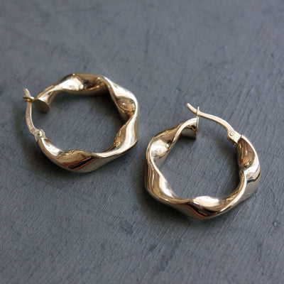 עגילי חישוק פפילון זהב 14K Earrings 